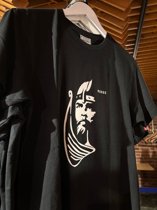 T-Shirt with Viking ship and face (Norway)
