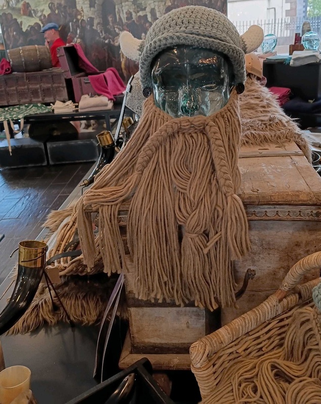 Knitted hat and beard