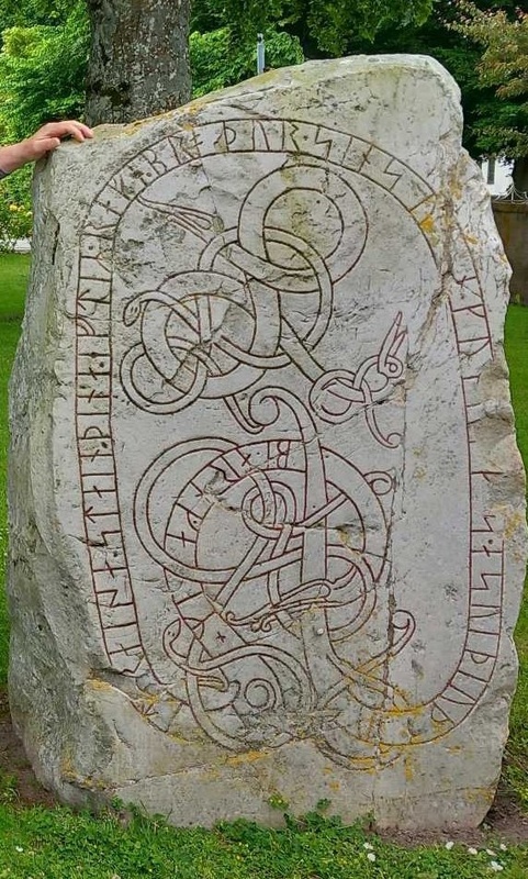 Simris Runestone