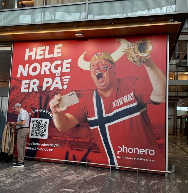 Phonero advertisement.