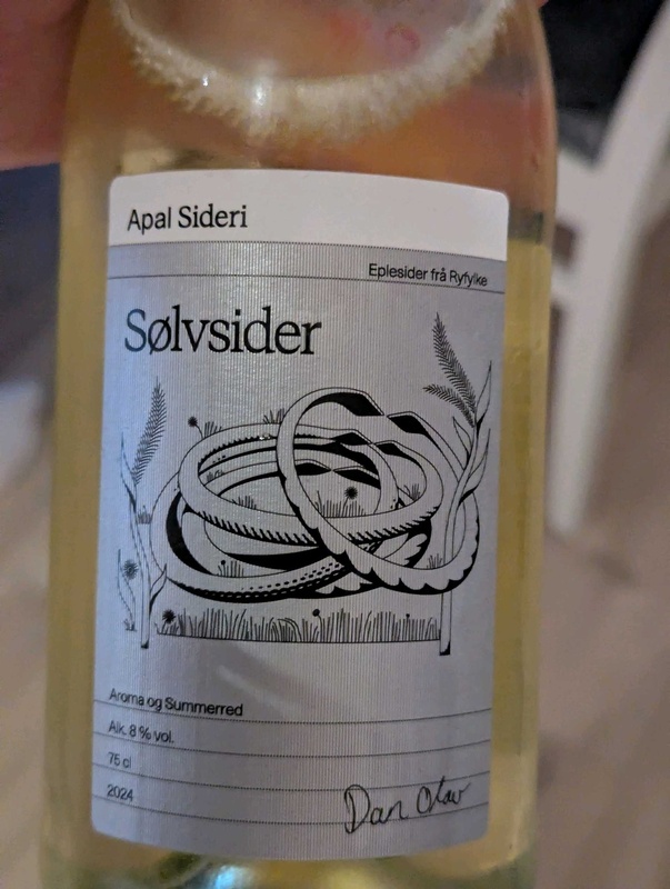 Sølvsider Apple Cider Bottle