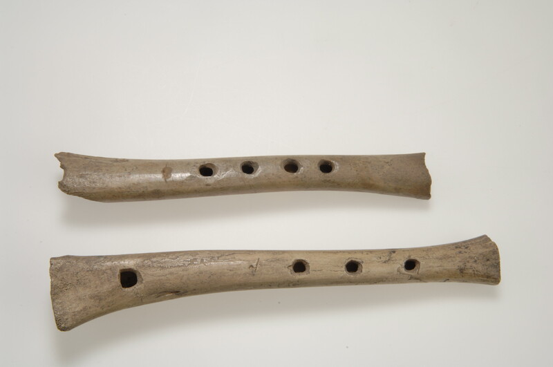 Two bone flutes from Vreta Östergötland (Sweden)