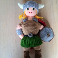 Shieldmaiden doll (original design)